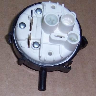 Arcelik Grundig Beko 1898060201 Niveauschalter - Water level pressure switch Arcelik Grundig Beko 1898060201 Niveauschalter - Water level pressure switch